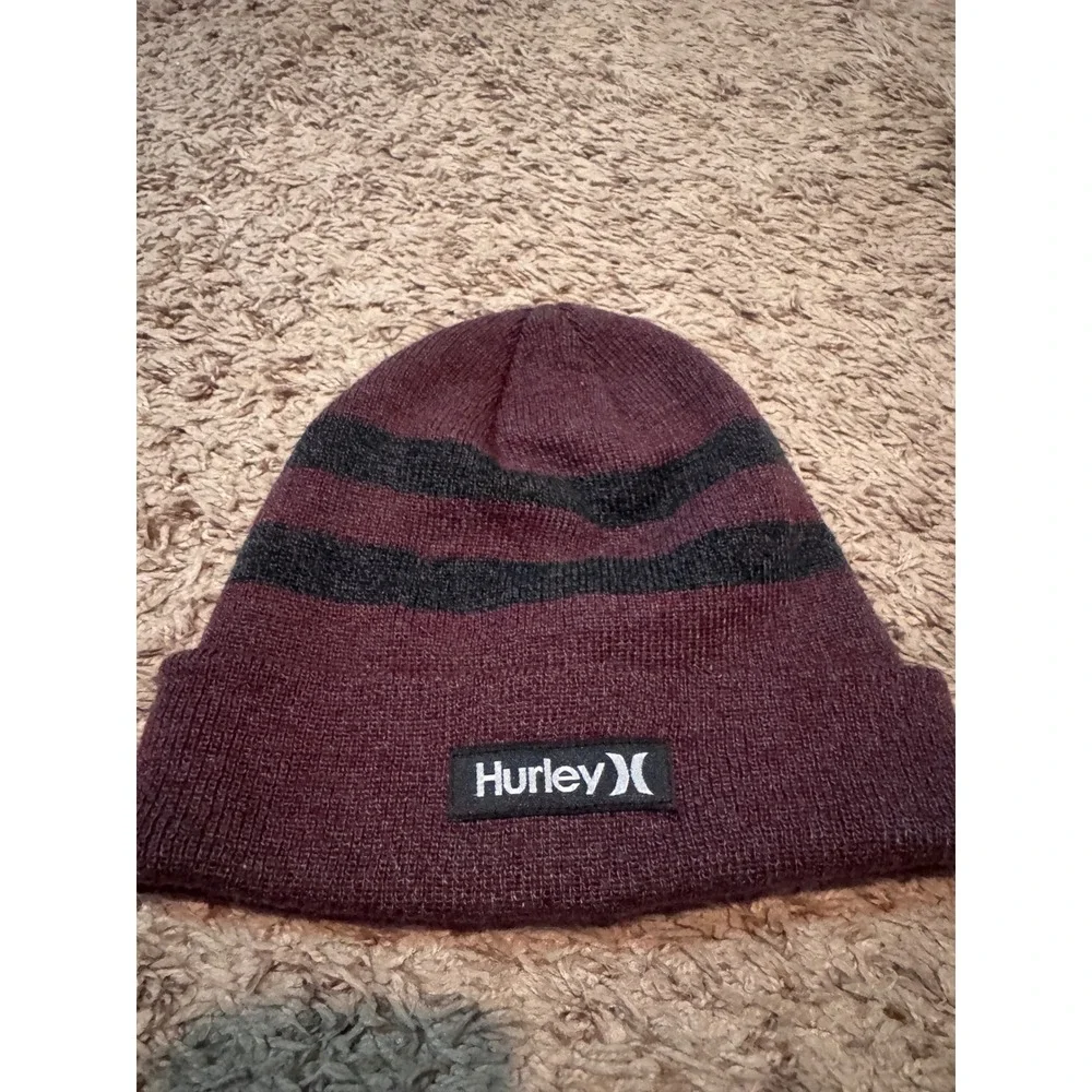 Hurley Youth Knit Beanie Hat Burgundy Black Striped Cuffed Winter Cap